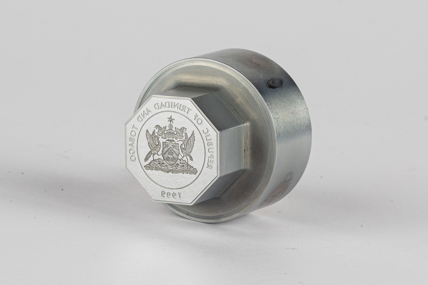 35th-Anniversary_CBTT_Coin-Die_Obverse